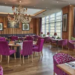 מלון Kempinski Tirol 5*