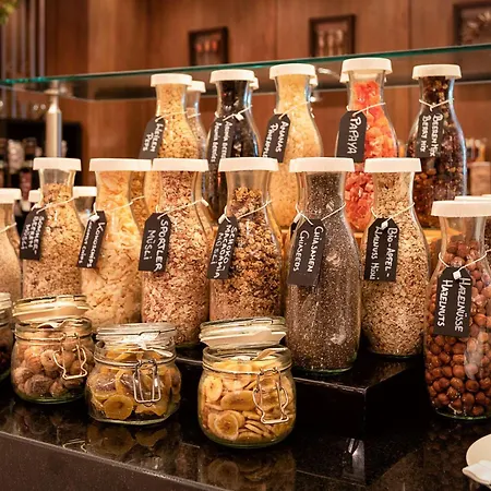 Hotel Kempinski Tirol 5*