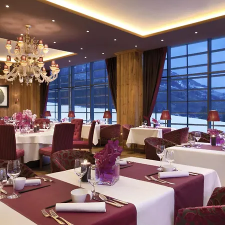 Kempinski Tirol Szálloda