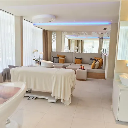 Szálloda Kempinski Tirol 5*