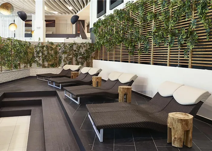 كمبينسكي داس تيرول فندق