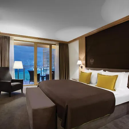 Kempinski Tirol Szálloda 5*