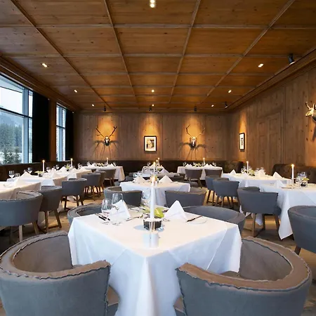 Kempinski Tirol Szálloda 5*