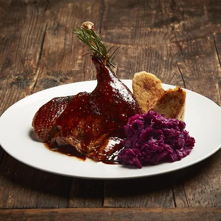 מלון Kempinski Tirol 5*